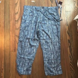 ✨NEW WITH TAGS✨ Gloria Vanderbilt stretch cropped flowy pants